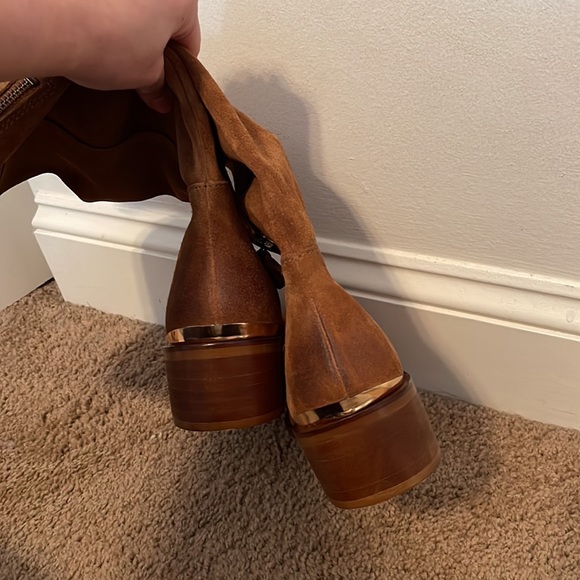 Suede boots - Picture 3 of 4